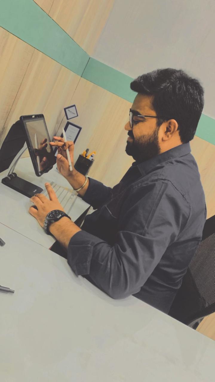 Amit Gandhi - Career Counselor in Faridabad