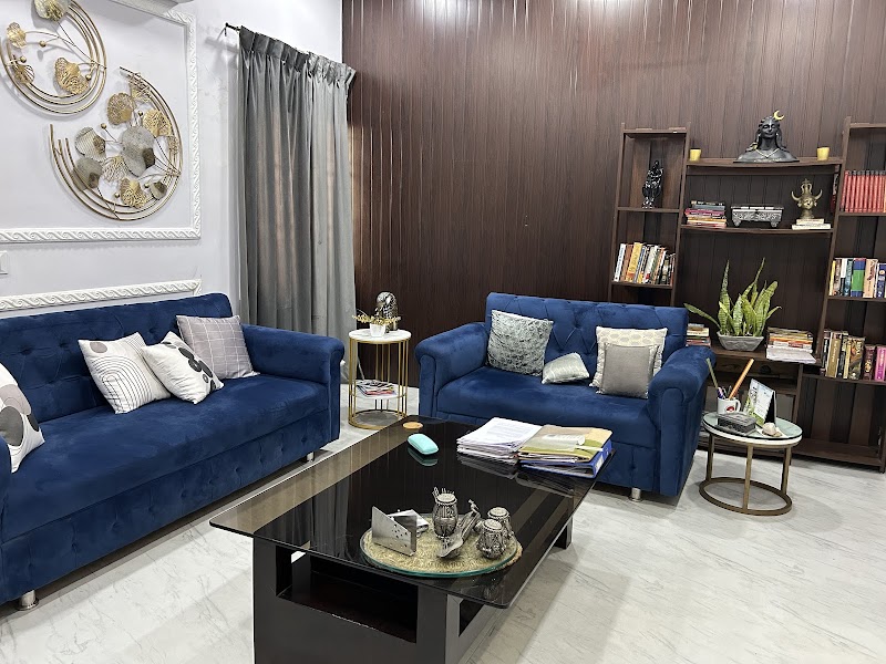 clinical psychologist ,raipur - Psychologist in Samta Colony, Raipur (Photo by Ela Gupta)