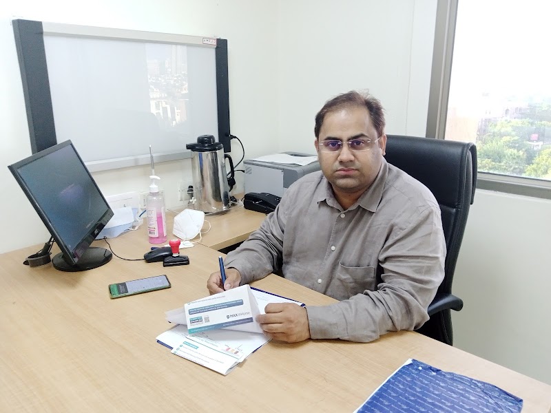 Dr. Anubhav Bhushan Dua (Best Psychiatrist in Ghaziabad. Neuropsychiatrist, Depression, Anxiety, Headache Specialist) - Psychologist in Vaishali, Ghaziabad (Photo by Dr. Anubhav Bhushan Dua)