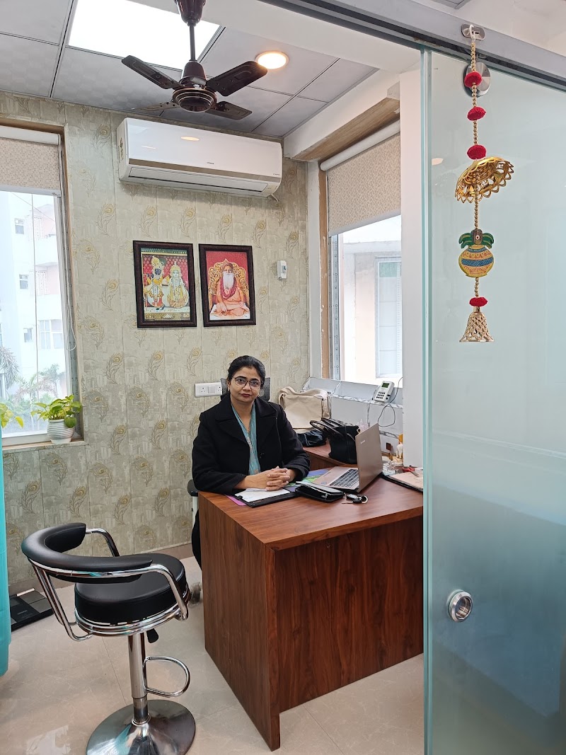 Hina Siddiqui YESWELLNESSWORKS-Psychologist | CBT Therapist | Mental Health | Relationship Coach | Child Psychologist