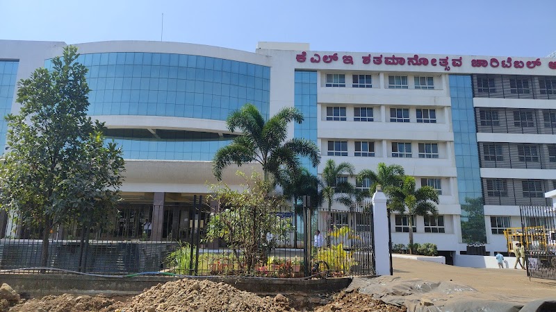 KLE Centenary Charitable Hospital, Yellur Road - Psychologist in Vadagoan, Belagavi (Photo by TOUHEED BHUDIHAL)
